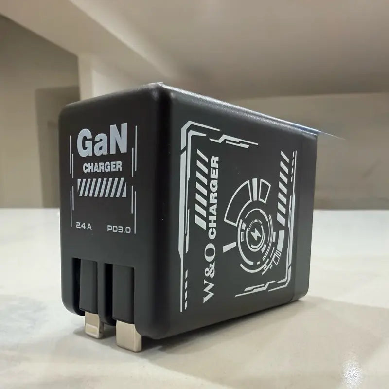 66W Retractable Gan Charger | Dual Fast Charging for USB-C and iPhone