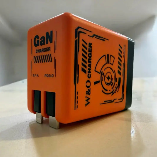 66W Retractable Gan Charger | Dual Fast Charging for USB-C and iPhone